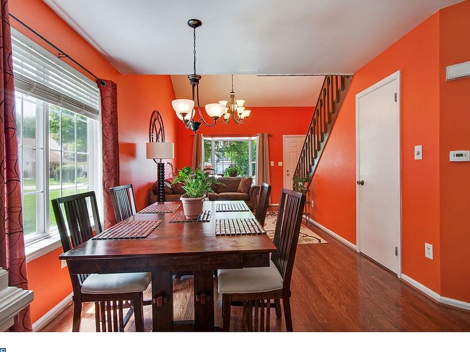 2nd image of 9 Kinsey Way