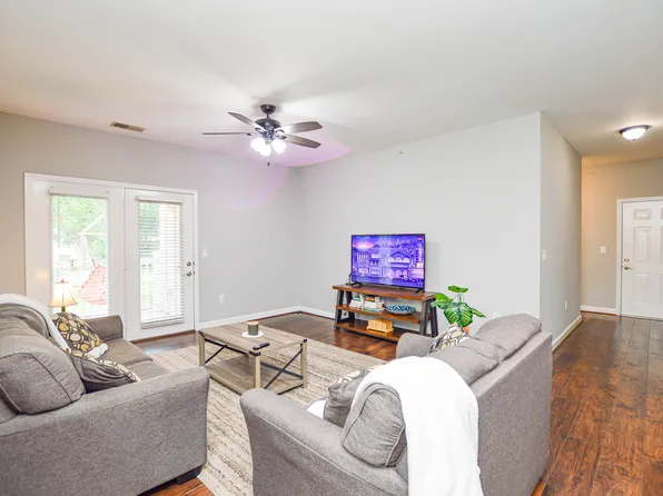 10663 Hill Point Ct, Charlotte, NC 28262