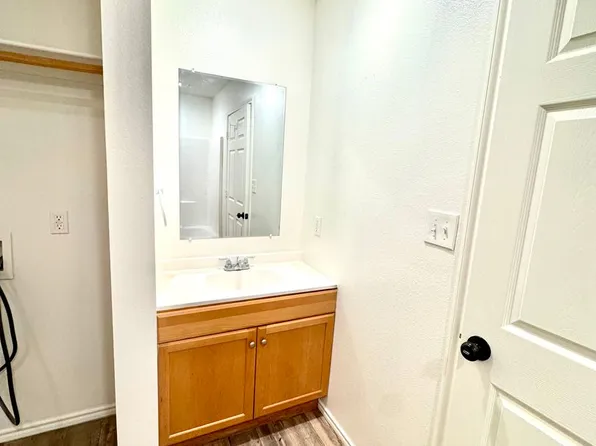 2117 E Broadway #1, Lubbock, TX 79403