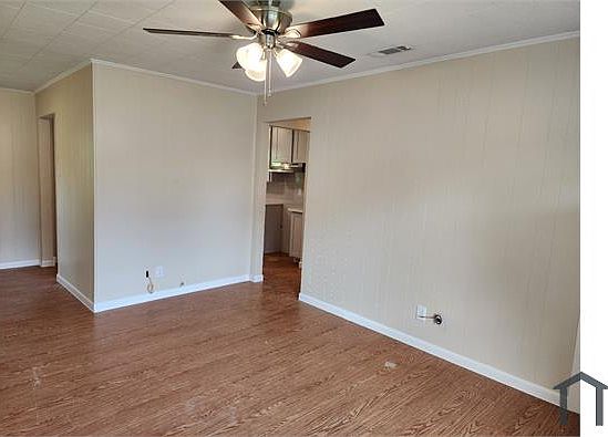 3rd image of 2930 Robinson Blvd