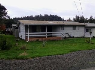 478 SE Moffitt Rd, Waldport, OR 97394