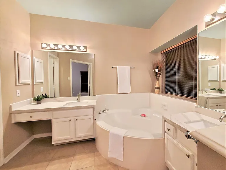 21511 Westcliffe Falls Dr — Photo 22