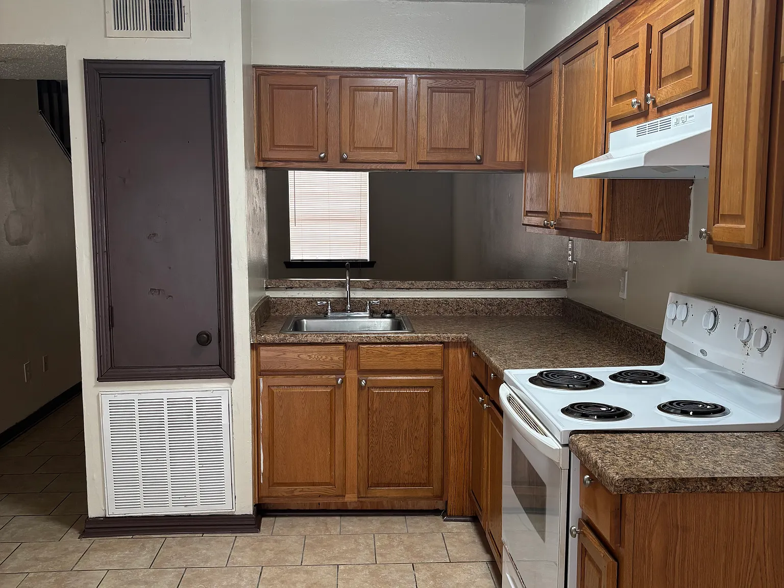 Lac Bienville Dr, Harvey — Photo 2