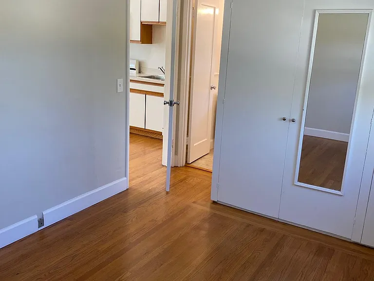 288 Everett Ave — Photo 7