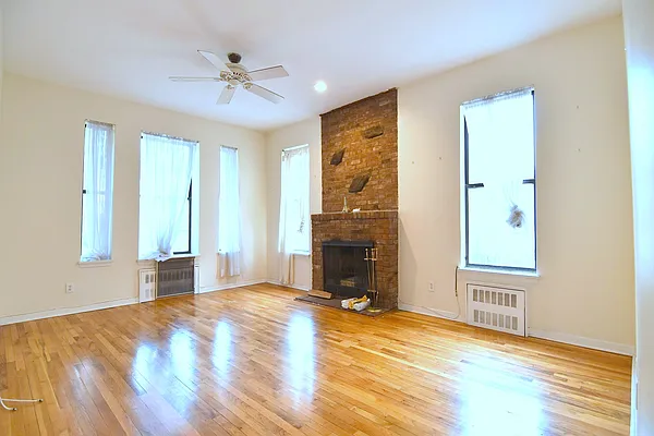 Rented by Manhattan Spaces | media 22
