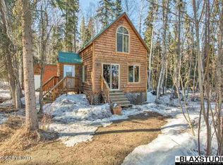 2890 Vivian Ln, Fairbanks, AK 99709