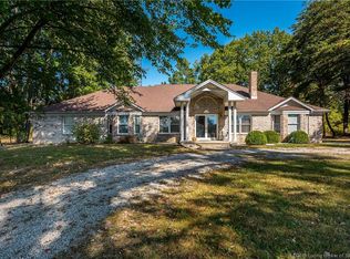 4366 W Robin Rd, Scottsburg, IN 47170