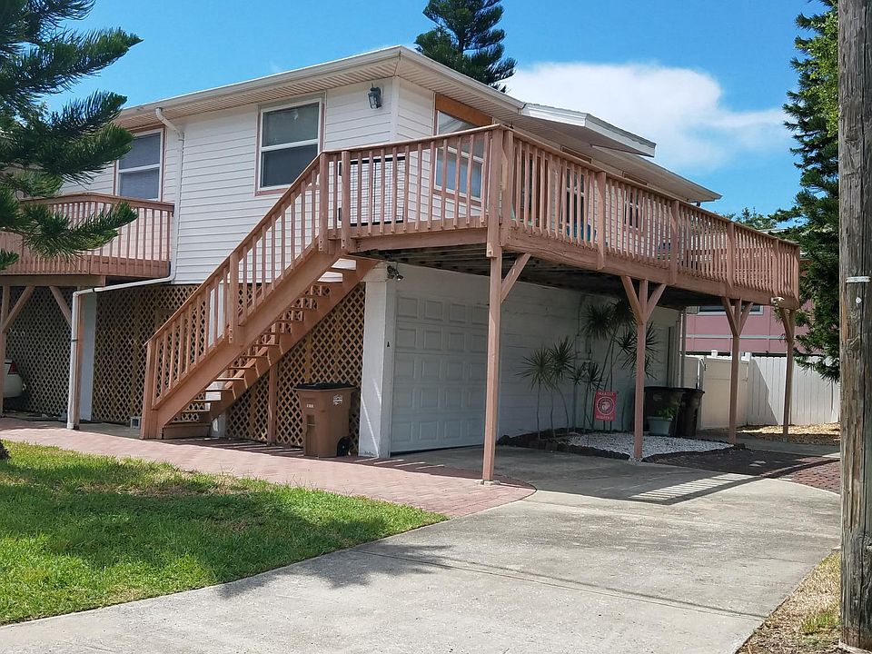 2nd image of 2300 Bay Blvd APT A