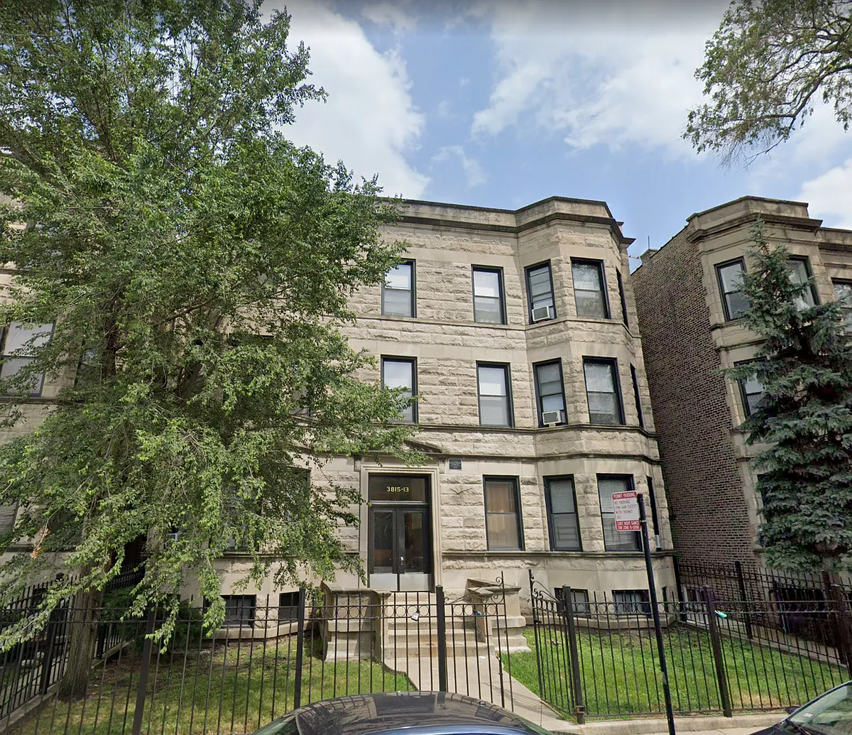 Building Photo - 3815 N Wilton Ave #1