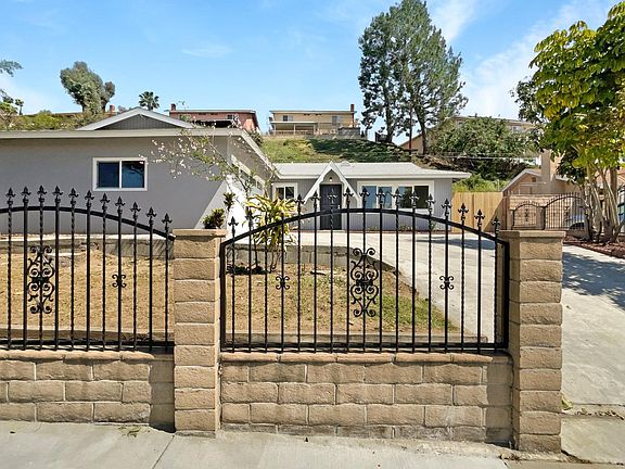 4th image of 16309 E Bamboo St