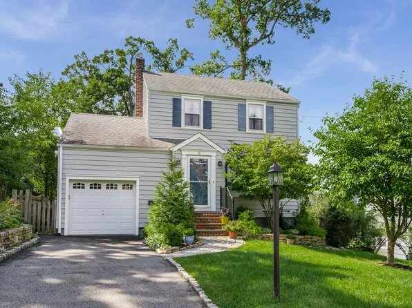 11 Lakewood Ave, Cedar Grove, NJ 07009