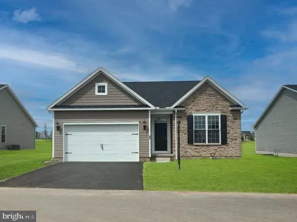 23 Partridge Ct #C68, Gettysburg, PA 17325