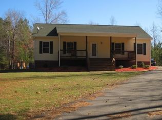 11847 Salem Church Rd, Gloucester, VA 23061