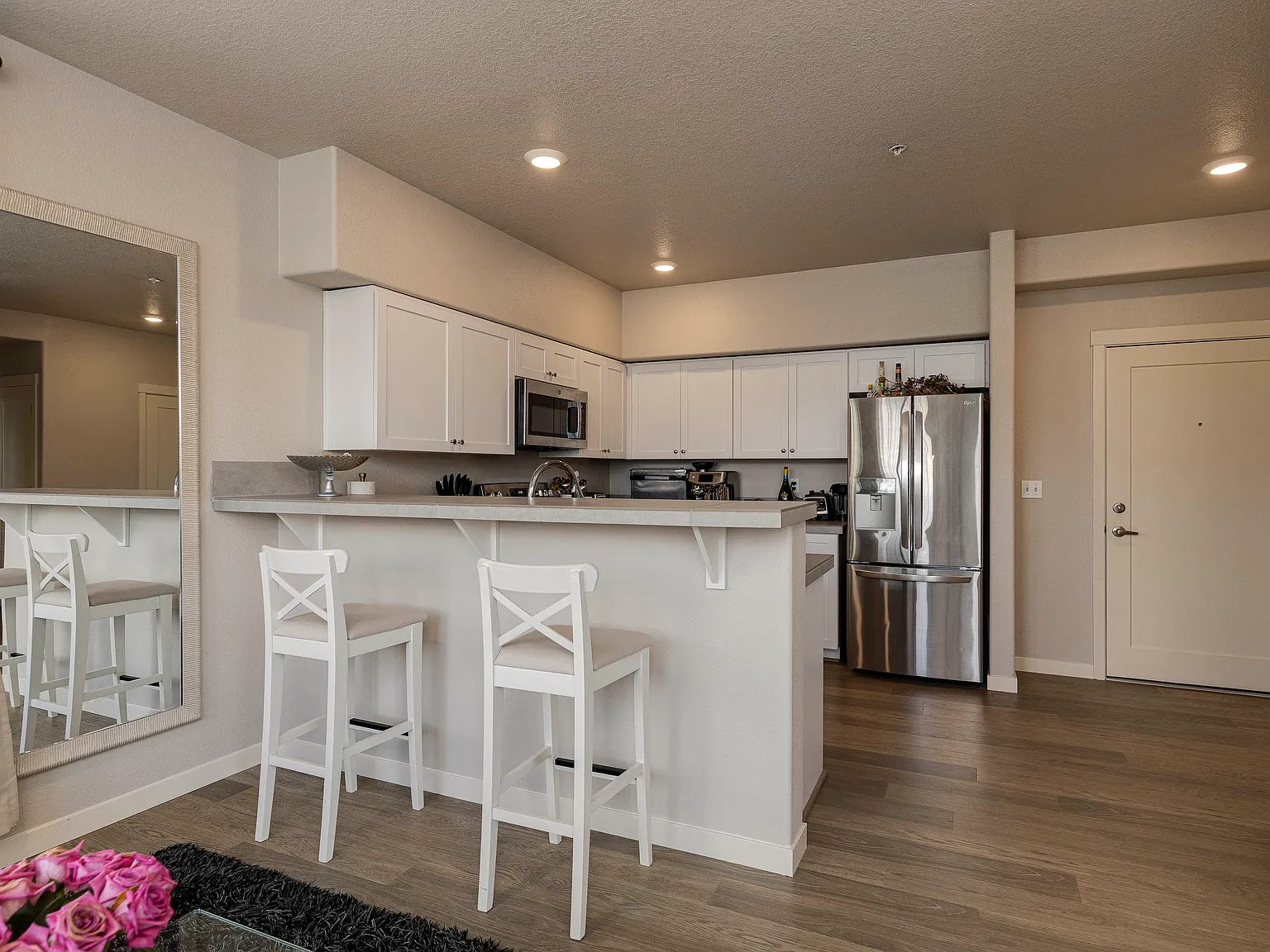 1 bed, 660 sqft, $1,500 — Photo 4