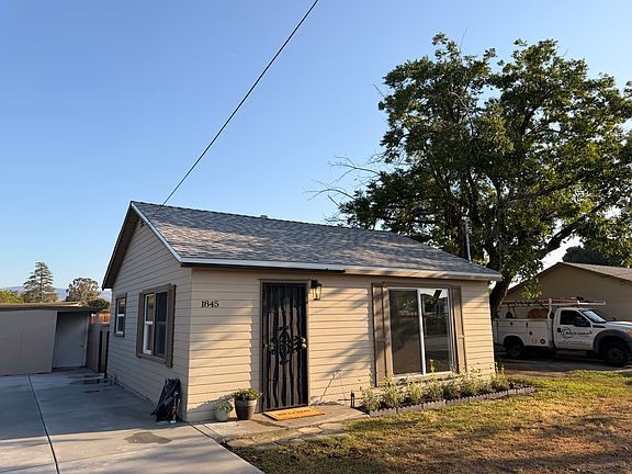3rd image of 1845 E Cooley Ave