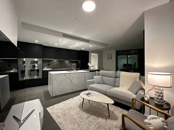 1601 Quebec St #706, Vancouver, BC V6A 0J9