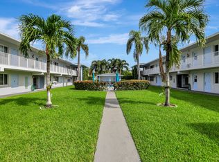 4111 NE 21st Way APT 109, Lighthouse Pt, FL 33064