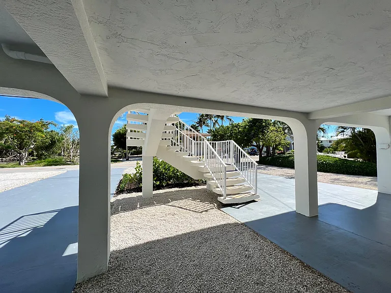 244 W Seaview Dr — Photo 25
