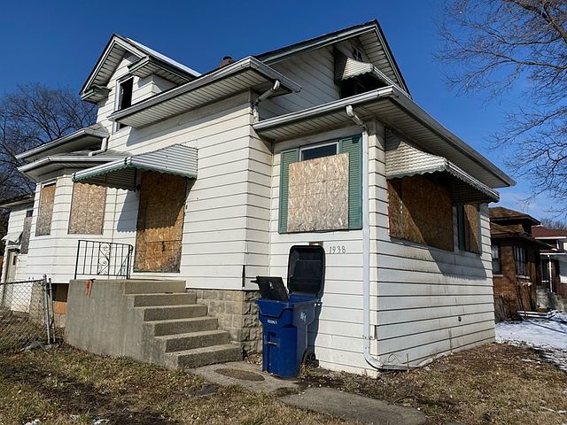 1st image of 1938 S 1st Ave