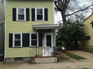 27 Elizabeth St, Bordentown, NJ 08505