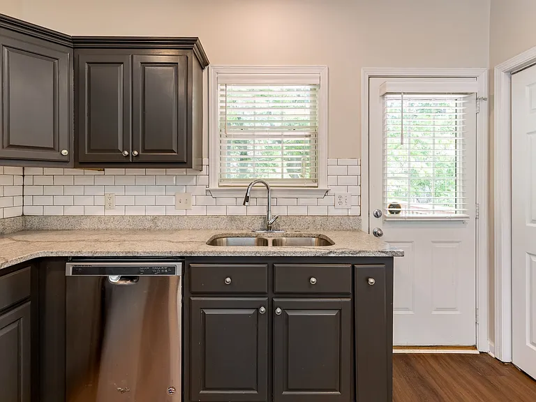 1311 Cashmere Dr — Photo 22