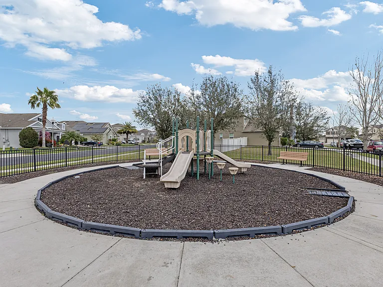 506 Rainbow Springs Loop — Photo 23