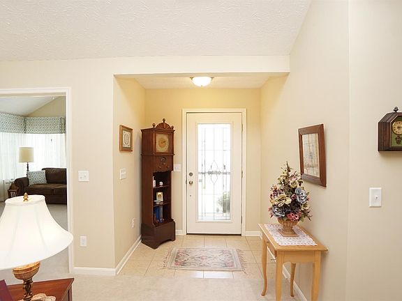 3rd image of 1474 Cotswold Ln #21