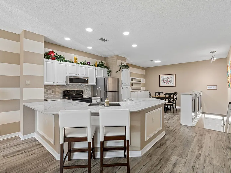 1010 Normandy Trace Rd — Photo 12
