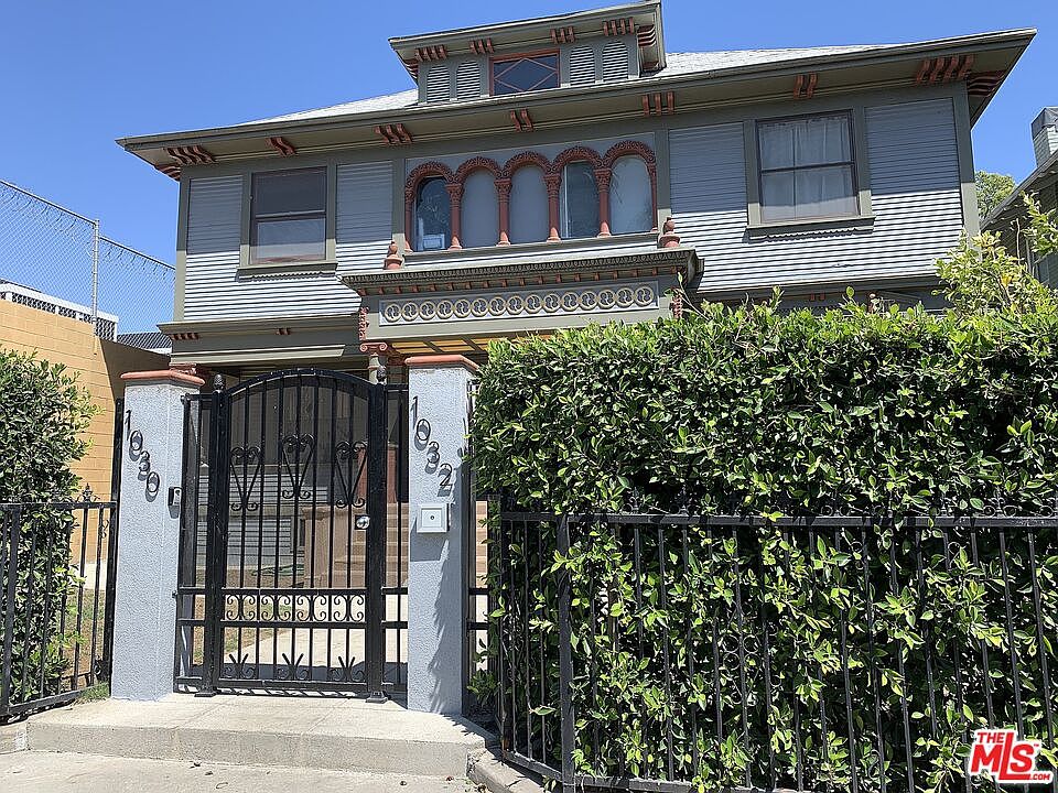 1st image of 1032 S Burlington Ave