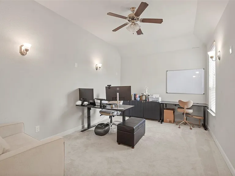 24727 Horsetooth Dr — Photo 16