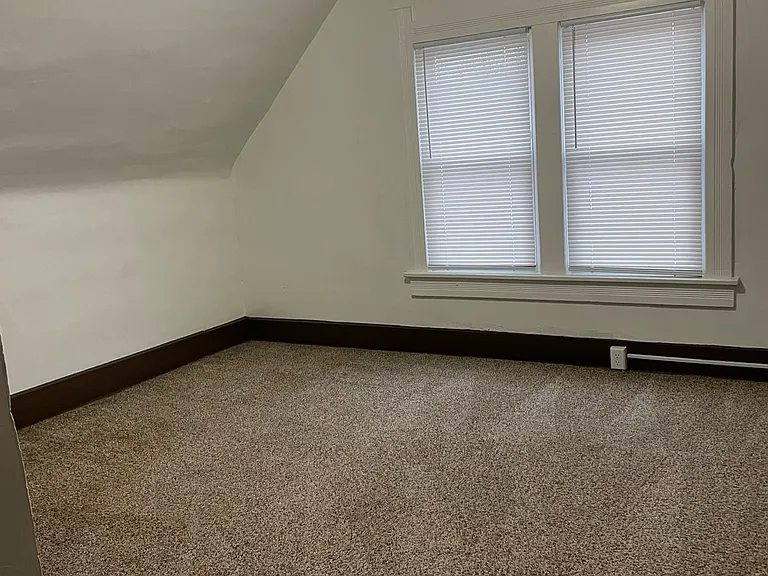 1311 Fletcher St — Photo 16