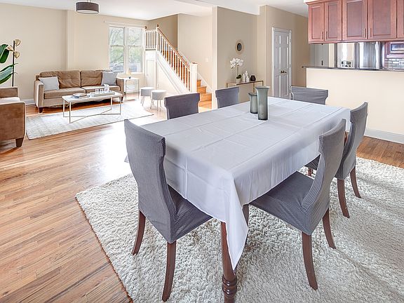 2nd image of 328 W 96th St #3B
