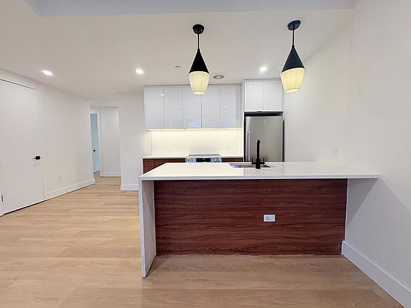3rd image of 159 Meserole Ave #103