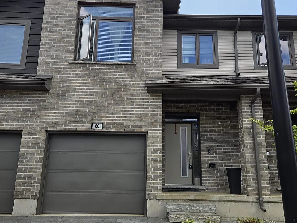 2070 Meadowgate Blvd #60