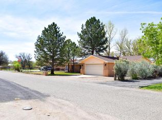 2035 Wasmer Cir, Bosque Farms, NM 87068