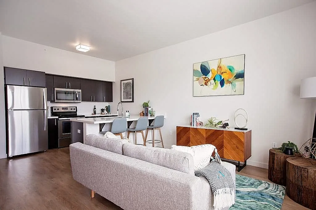 Attwell off Main — Photo 4