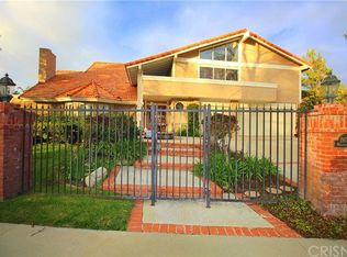 19501 Halsted St, Northridge, CA 91324