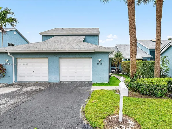 3875 Island Club Cir W, Lake Worth, FL 33462