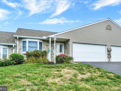 2426 Winterberry Ln, York, PA, 17406