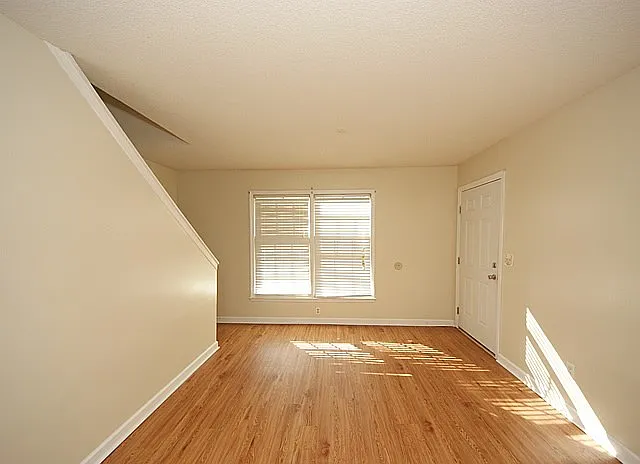 115 Roberta Dr #B — Photo 6
