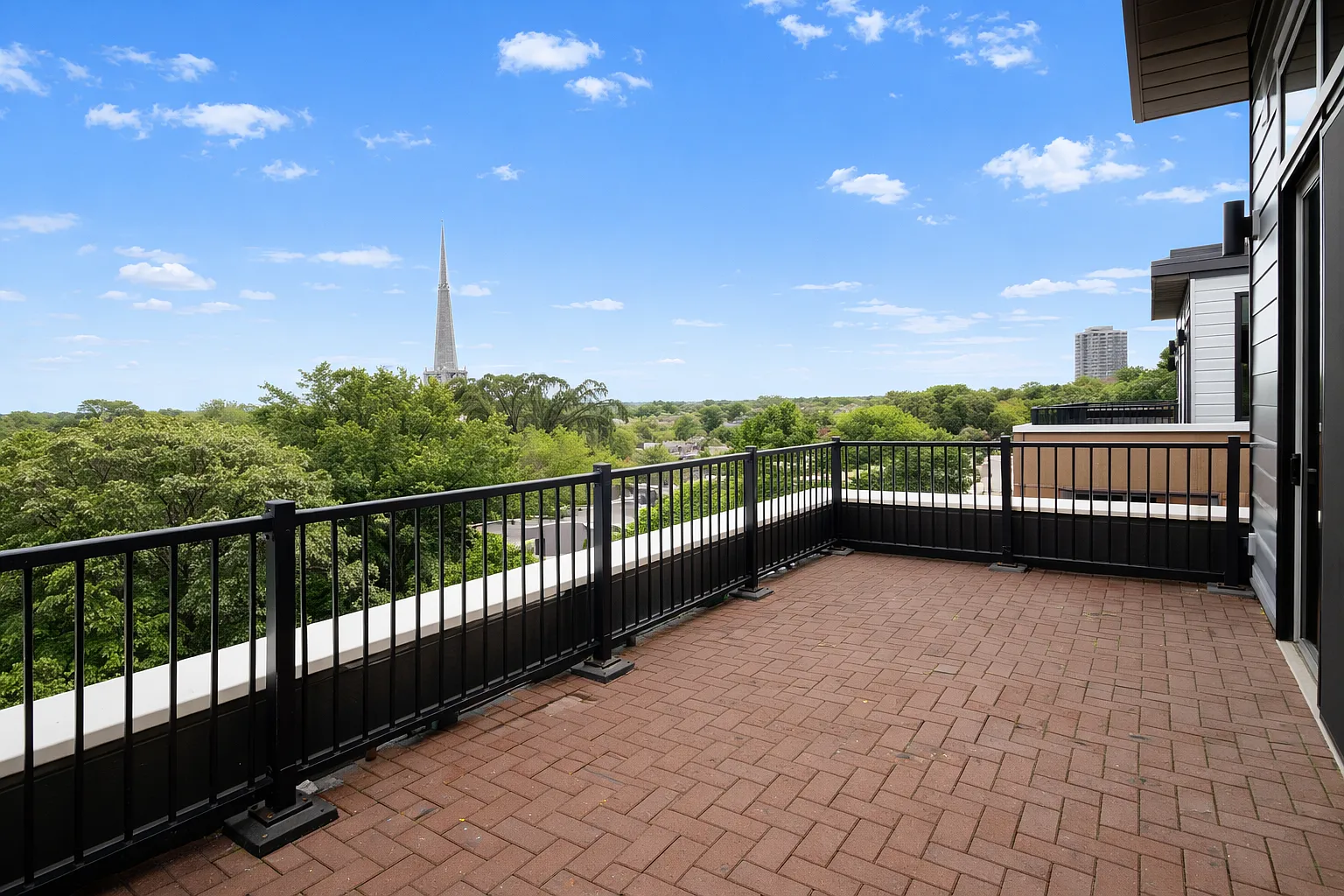 2 bed, 2345 sqft, $1,800 — Photo 4