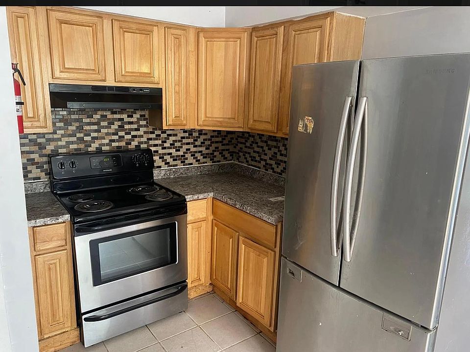 1st image of 238 Columbia Ave APT 1R