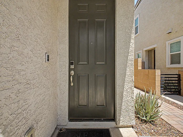 2771 S Chippewa Dr — Photo 4