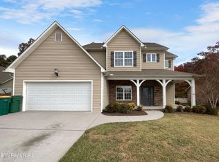 6208 Lantern Ridge Ln, Knoxville, TN 37921