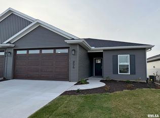 456 N 3rd St, Eldridge, IA 52748