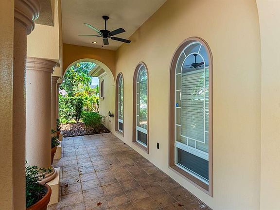 3rd image of 6914 STANHOPE PLACE