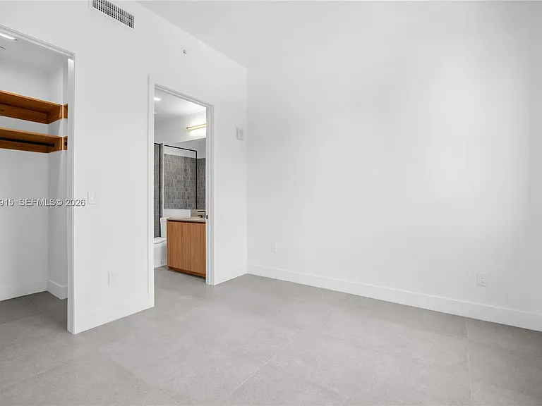 91 NW 27th St #503 — Photo 15