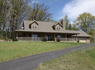 160 Rulau Rd, Iola, WI 54945