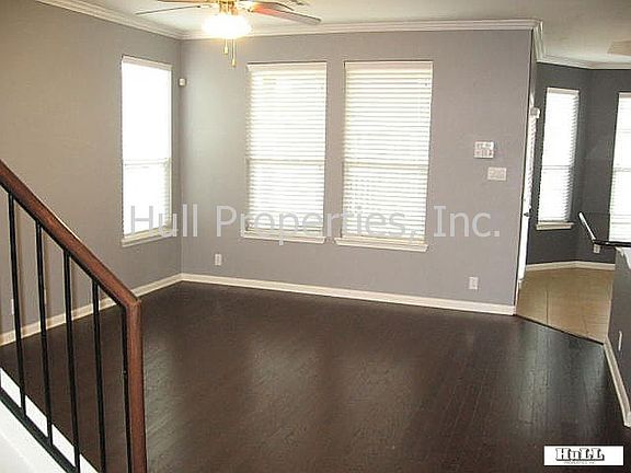 2nd image of 885 Heritage Springs Trl