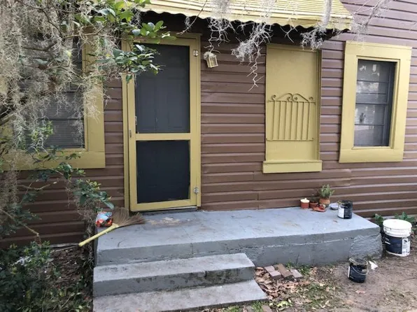 115 E 33rd St, Savannah, GA 31401